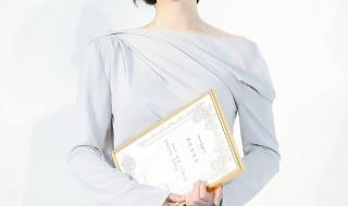 适合穿校服的发型