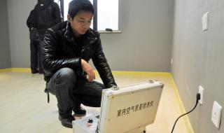 白血病初期小红点图片 白血病初期小红点图片