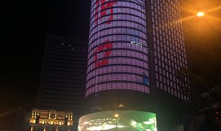 高铁坐出地铁既视感